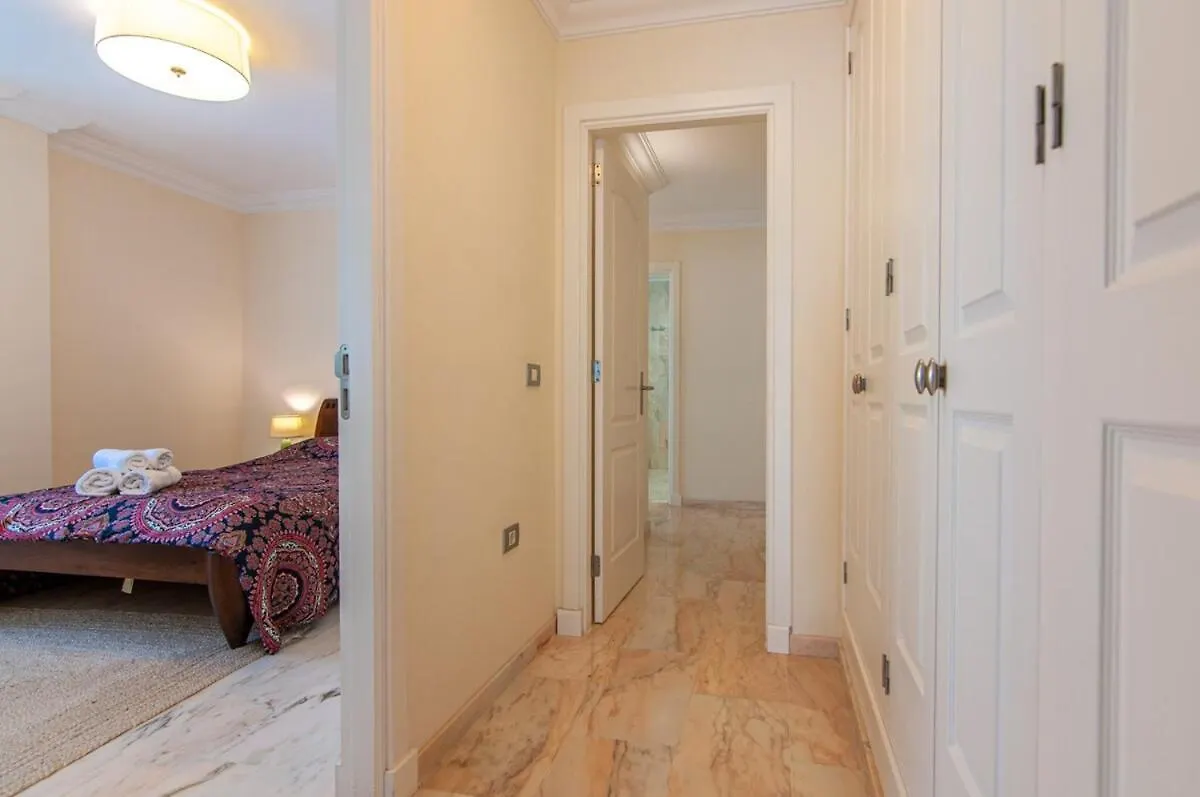 Luxury 2-Bedroom Ocean View Apartment Puerto de Santiago