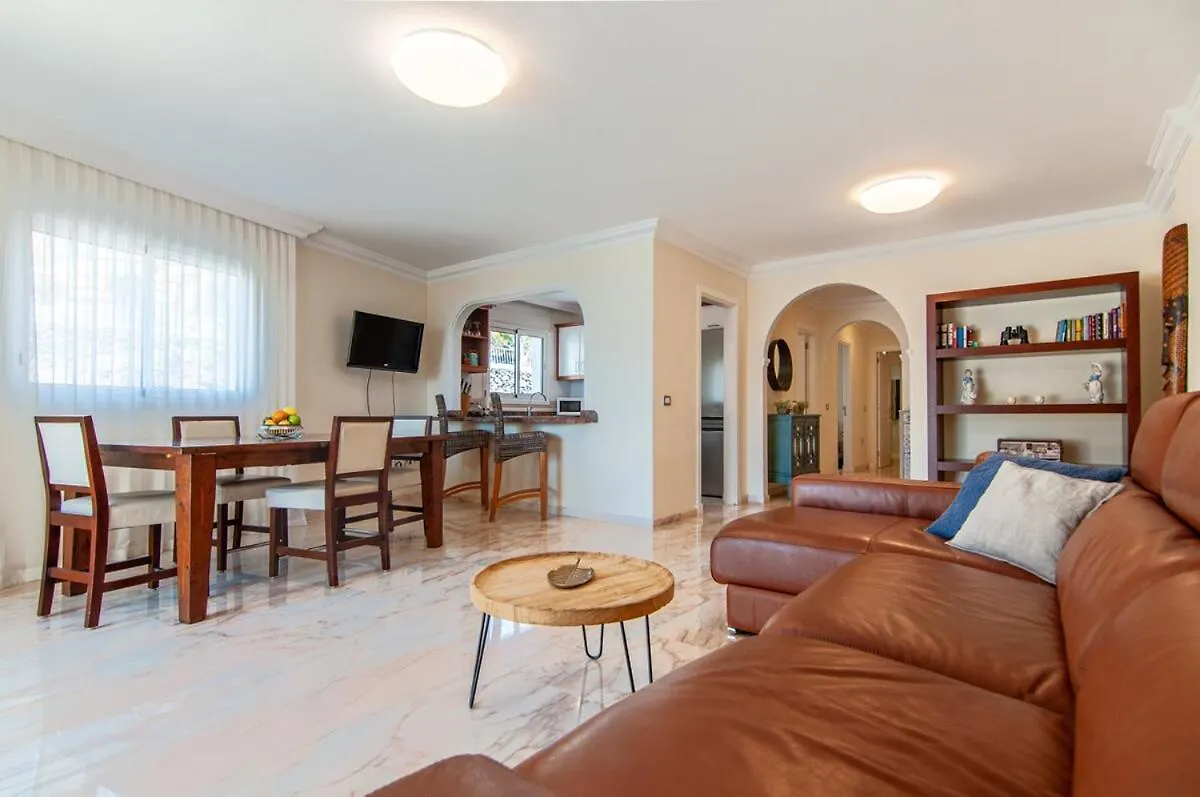 Luxury 2-Bedroom Ocean View Apartment Puerto de Santiago