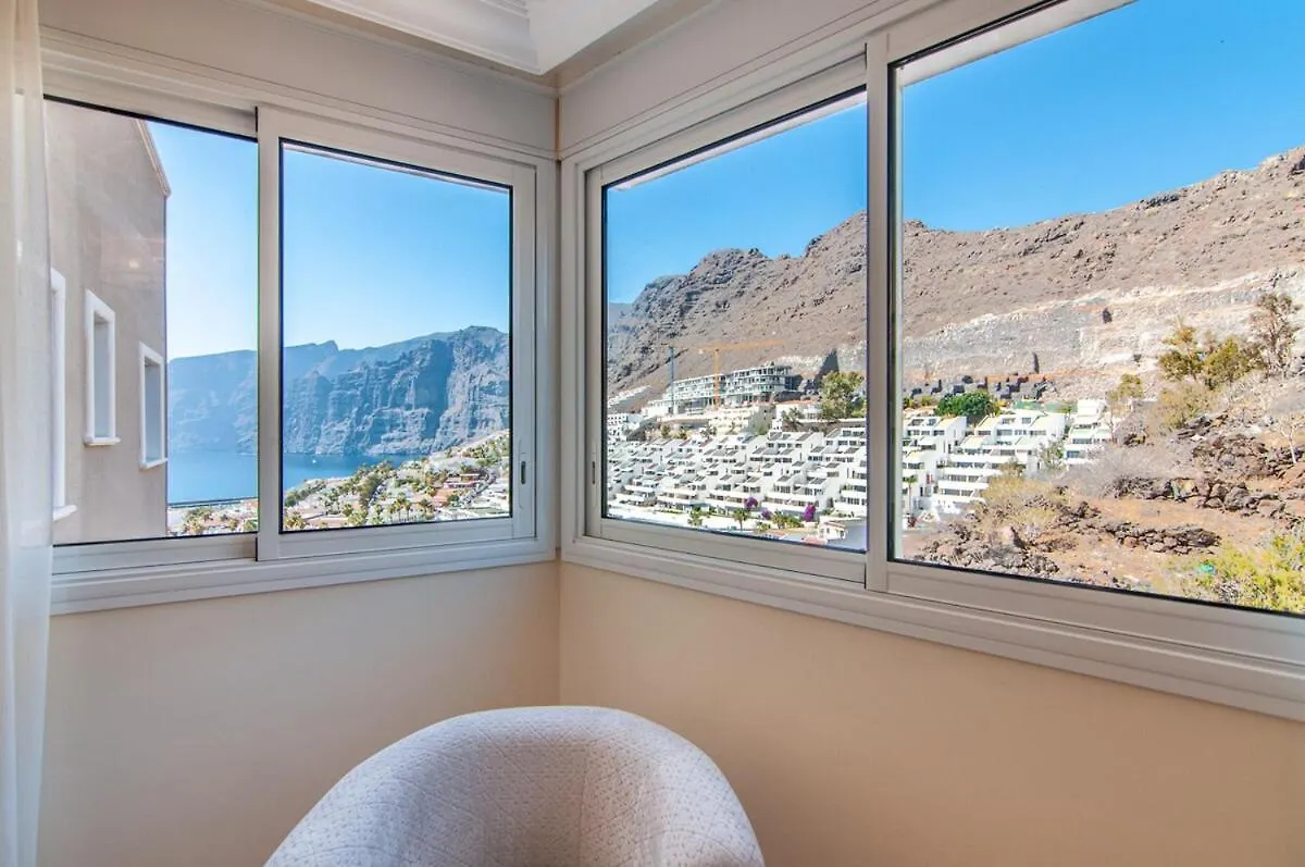 Luxury 2-Bedroom Ocean View Apartment Puerto de Santiago  Spain